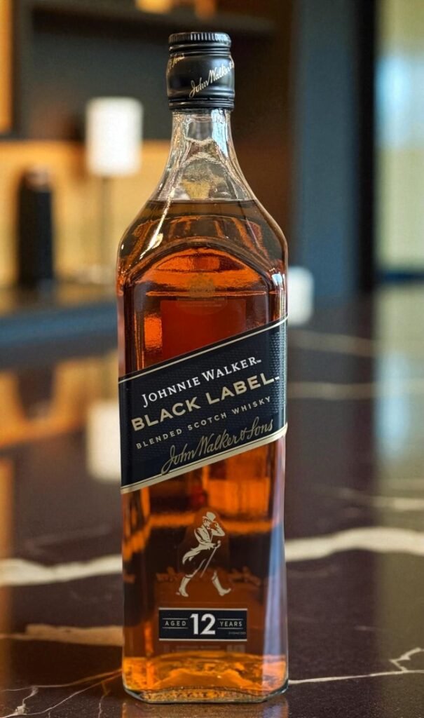 Johnnie Walker Black Label Scotch Whisky 🥃
