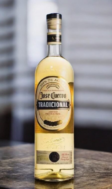 Jose Cuervo Tequila Tradicional มีอะไรบ้าง?