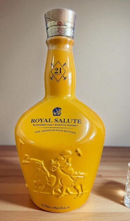 Royal Salute 21 Year Old Blended Scotch Whisky รุ่นพิเศษ