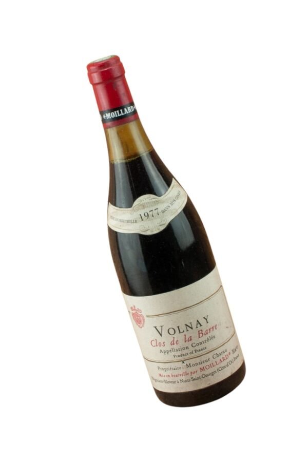 การบ่มไวน์ 1977 Volnay Clos de la Barre ใช้เวลานานเท่าไร และมีการบ่มในภาชนะใด?