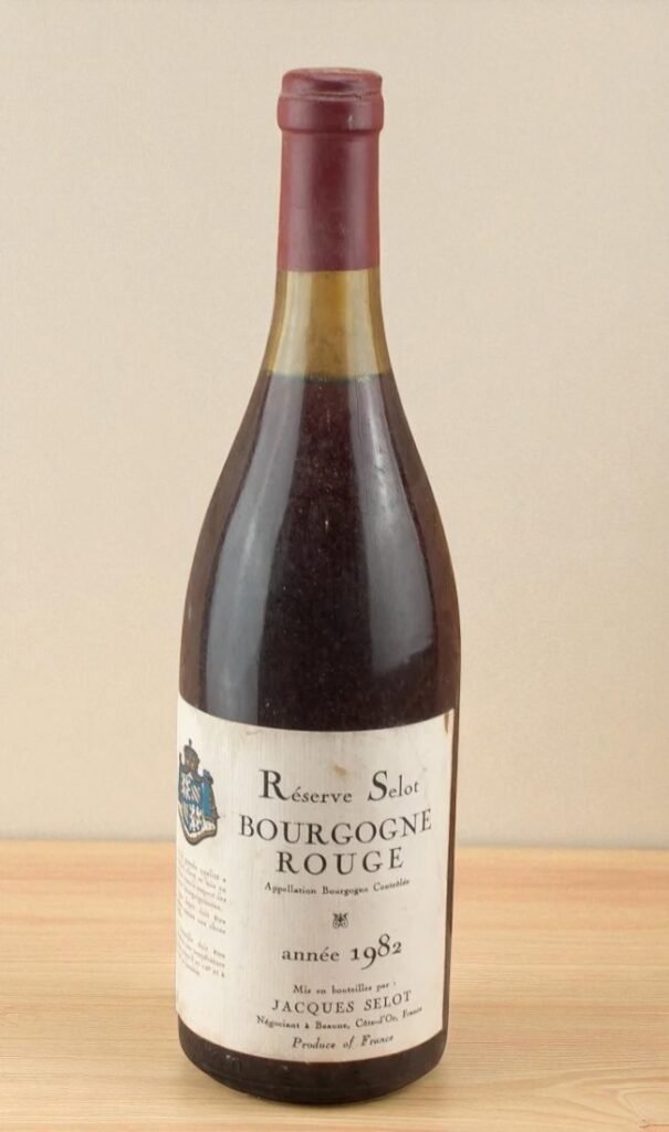 1982 Bourgogne Rouge Réserve Selot ลักษณะเฉพาะ
