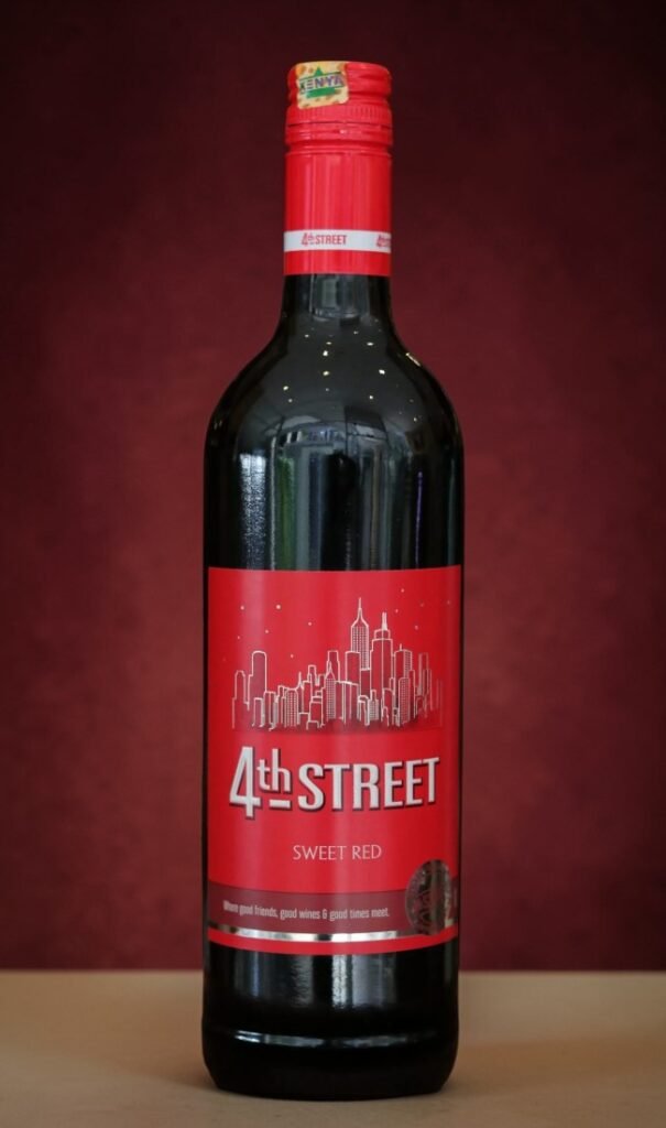 4th Street Sweet Red Wine ท็อปส์ (Tops)